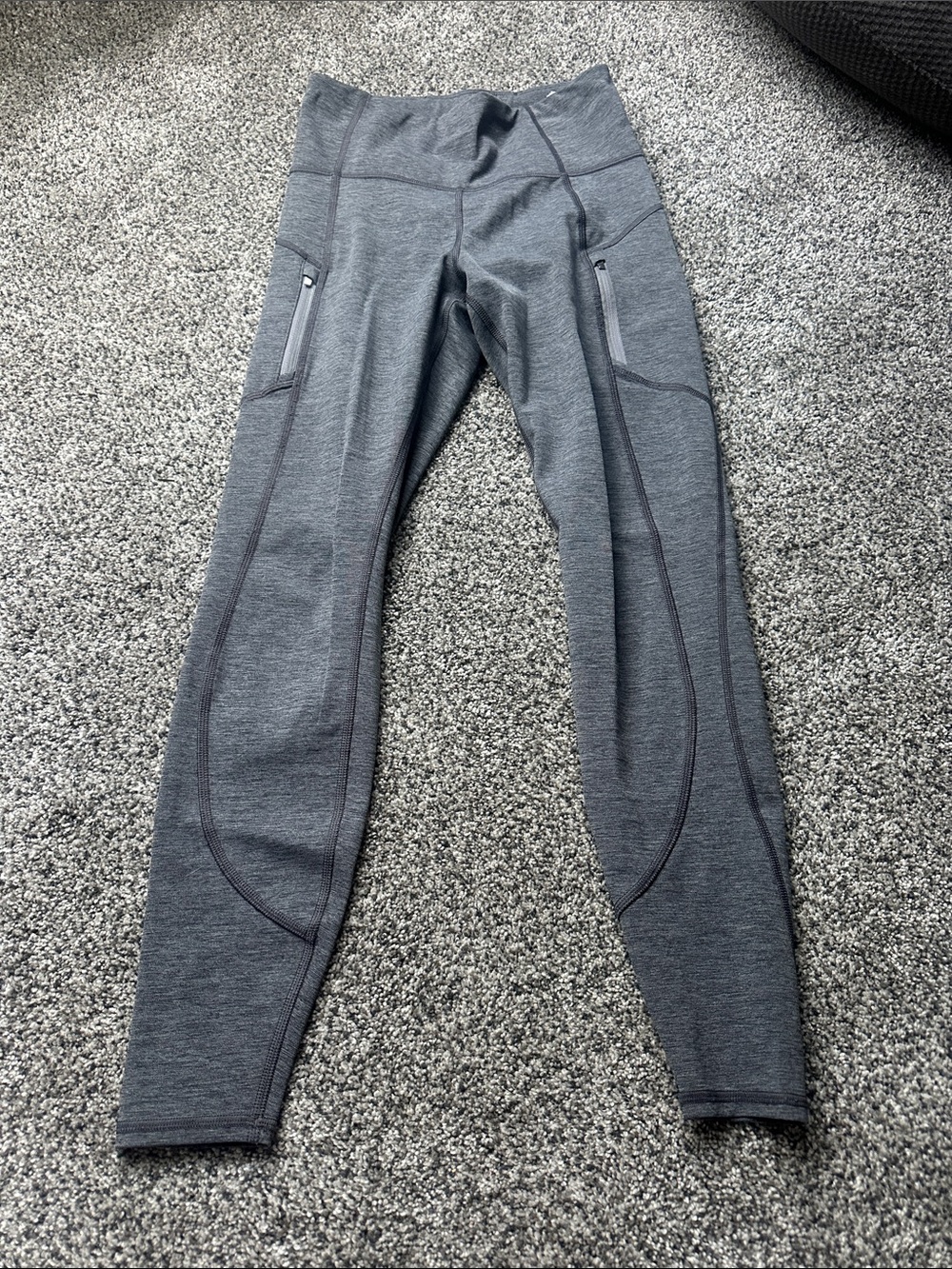 Athleta High-Waist Grey Athletic Leggings with Side Zipper Pockets XS